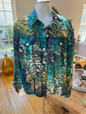 Ruby Rd. Teal & Blue Leaf-Print Button Front Shirt